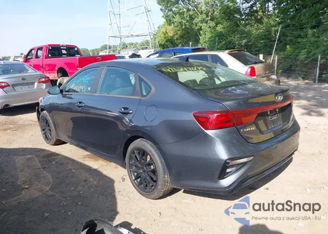 2019 Kia Forte S z USA, uszkodzony, nr VIN 3KPF34AD0KE031415